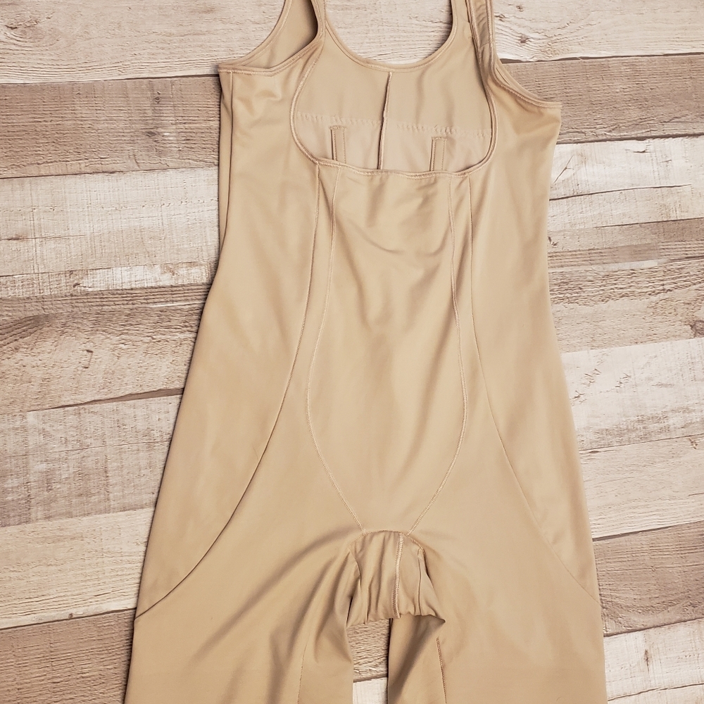 Womens Large control garment
